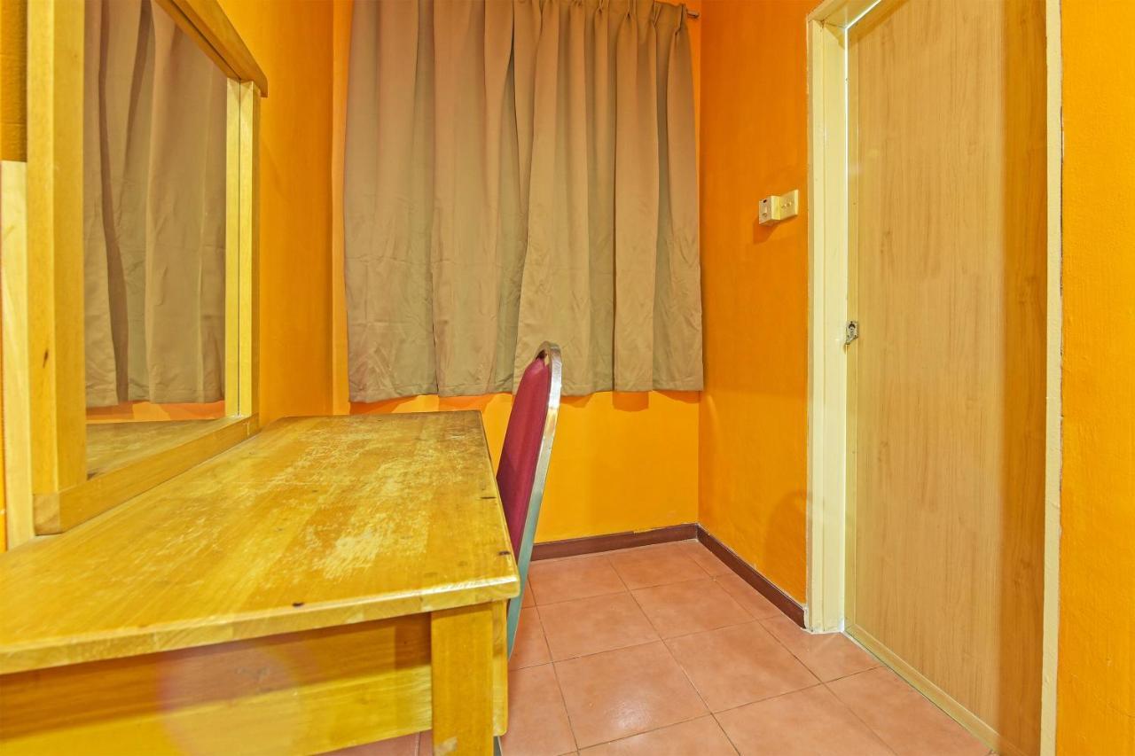 Oyo 90672 De Paradise Turtle Hotel Kerteh Kültér fotó