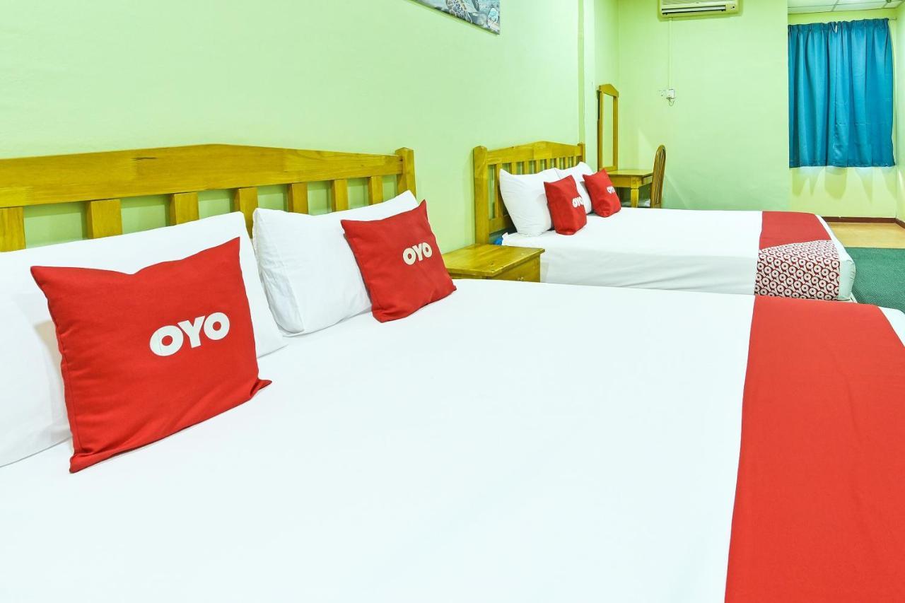 Oyo 90672 De Paradise Turtle Hotel Kerteh Kültér fotó
