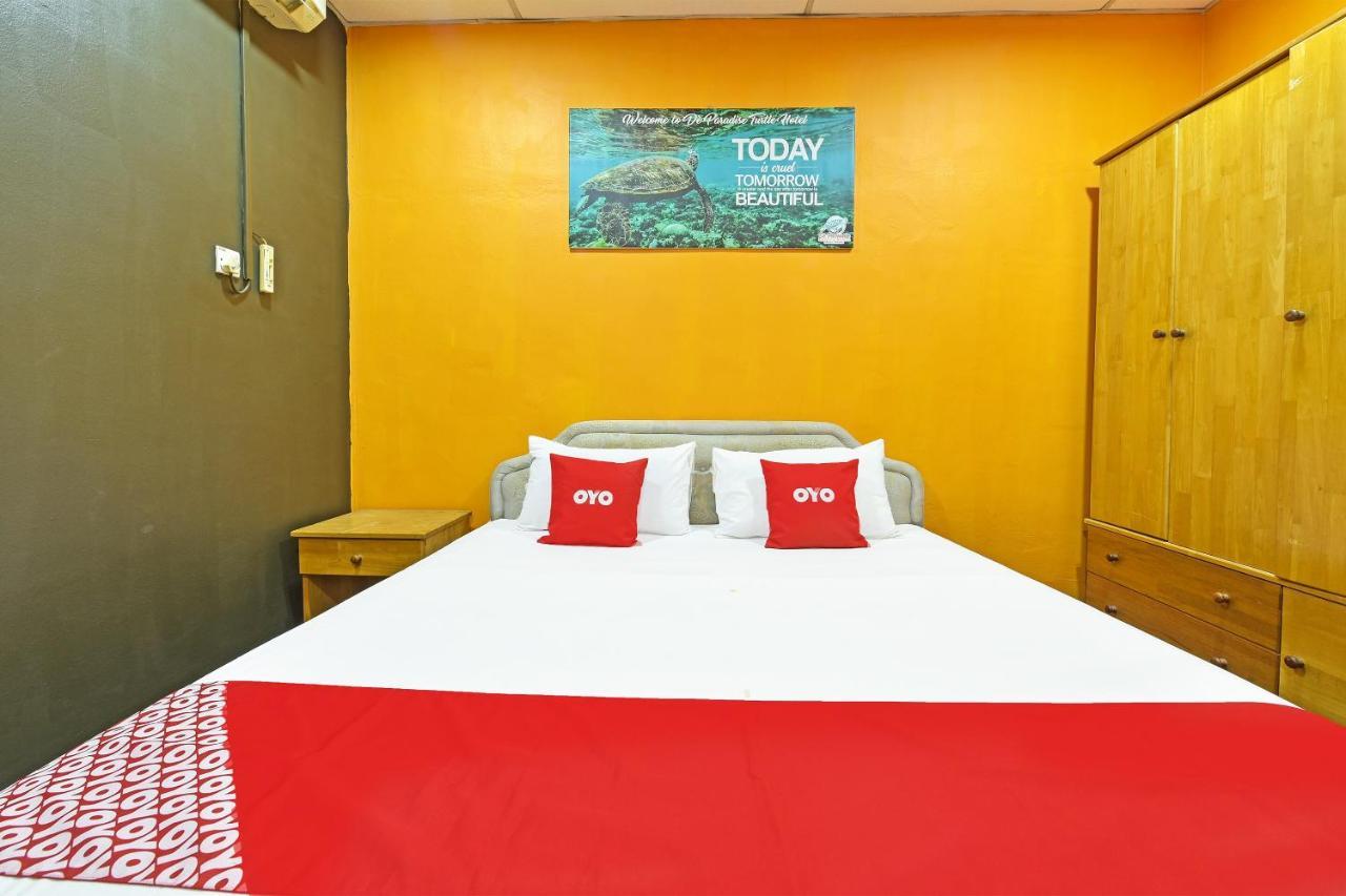 Oyo 90672 De Paradise Turtle Hotel Kerteh Kültér fotó