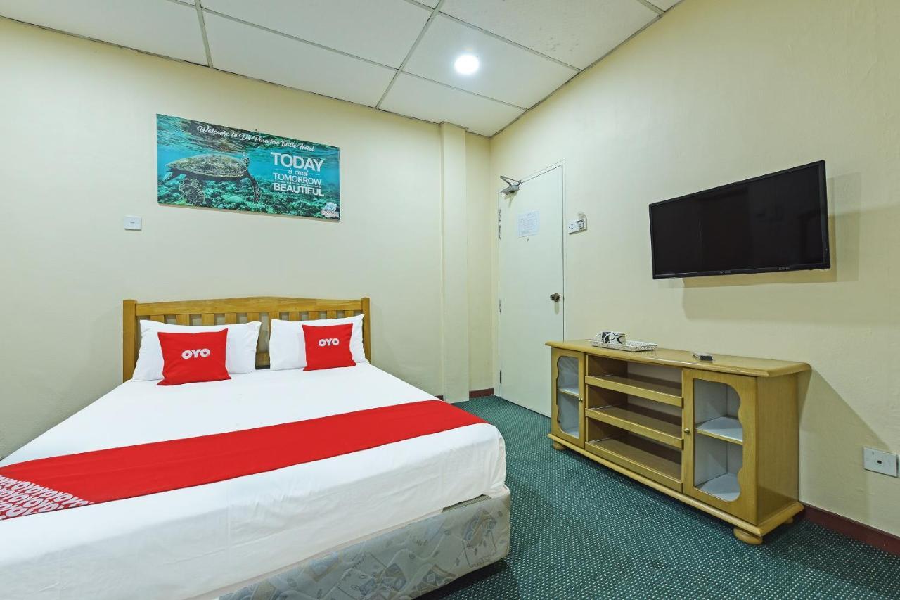 Oyo 90672 De Paradise Turtle Hotel Kerteh Kültér fotó