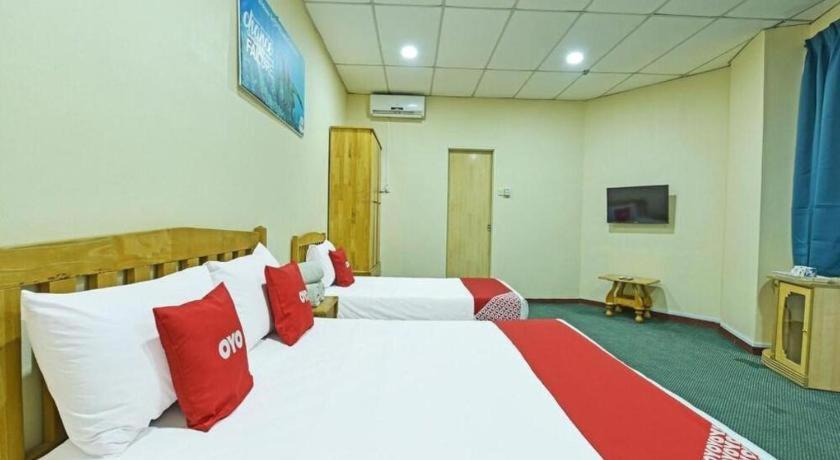 Oyo 90672 De Paradise Turtle Hotel Kerteh Kültér fotó
